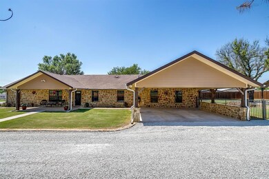 251 Gilliland Rd, Springtown, TX 76082 - photo 3