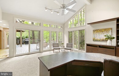 16 Arlive Ct, Potomac, MD 20854 - photo 4