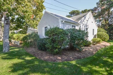 83 Garfield Ln, West Dennis, MA 02670 - photo 4
