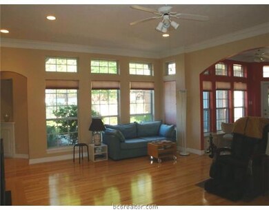 Den/Family/Great Room.