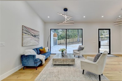 5255 Buice Rd, Alpharetta, GA 30022 - photo 4