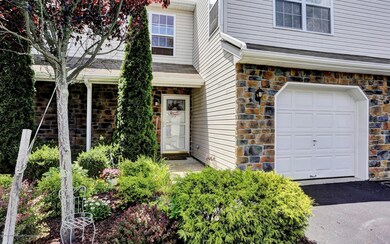 31 Thistledown St unit 3368, Tinton Falls, NJ 07753 - photo 2