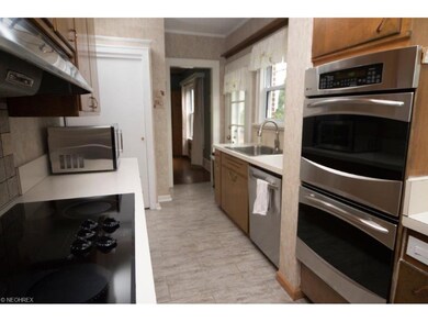 Kitchen has all new stainless steel appliances.