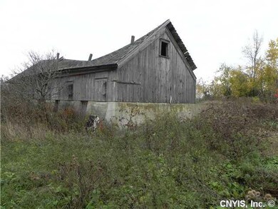 Barn OLD BARN