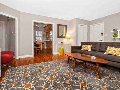 7 Hammond Pond Pkwy unit 2, Chestnut Hill, MA 02467 - photo 6