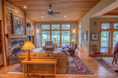 3361 NW Mccready Dr, Bend, OR 97701 - photo 4