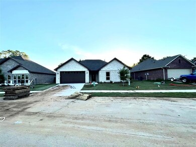 1127 Vintage Ave, Gainesville, TX 76240 - photo 4