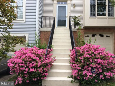 3119 Sutherland Hill Ct, Fairfax, VA 22031 - photo 6