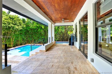 667 Warren Ln, Key Biscayne, FL 33149 - photo 6