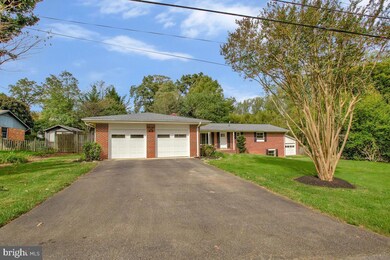 564 Second St, Gambrills, MD 21054 - photo 3