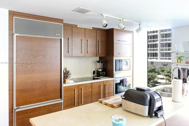 Icon Brickell Tower 1 unit 1615, Miami, FL 33131 - photo 3