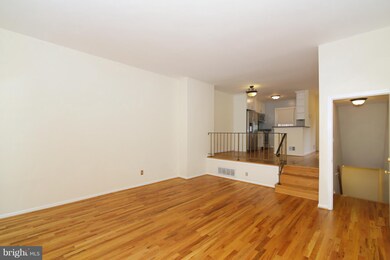 5927 Kingsford Rd unit 371, Springfield, VA 22152 - photo 7