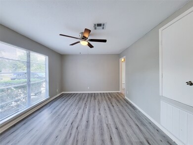 7426 Bigwood St, Houston, TX 77016 - photo 4