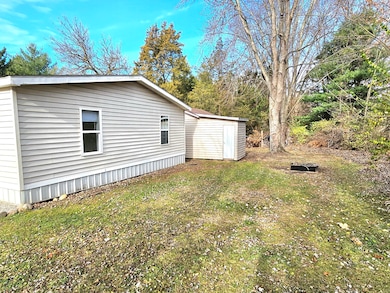 13122 Riverside Dr, Constantine, MI 49042 - photo 5