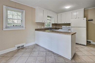 848 Oakmont Dr, Asheboro, NC 27205 - photo 6