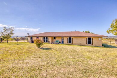 5179 Upper Denton Rd, Weatherford, TX 76085 - photo 2