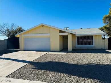 5625 Oxbow St, Las Vegas, NV 89119 - photo 2