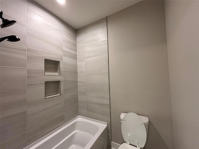 347 S Cedar Ridge Cove, West Des Moines, IA 50266 - photo 7