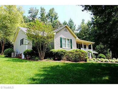 1187 Cable Creek Rd, Asheboro, NC 27205 - photo 2