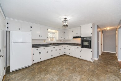 69 Leo Ave, Dracut, MA 01826 - photo 5