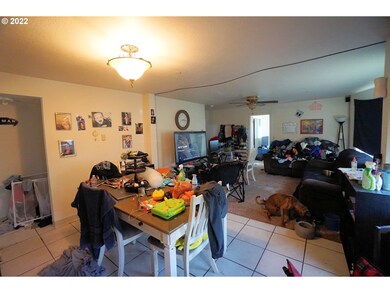 233 W C St, Rainier, OR 97048 - photo 6