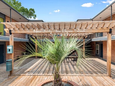 935 Byrne St unit 17, Houston, TX 77009 - photo 2