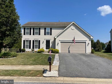 84 Hawk Creek Ln, Clayton, DE 19938 - photo 2