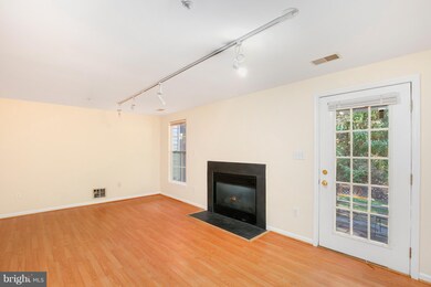 20801 Ireland Ct, Germantown, MD 20874 - photo 6