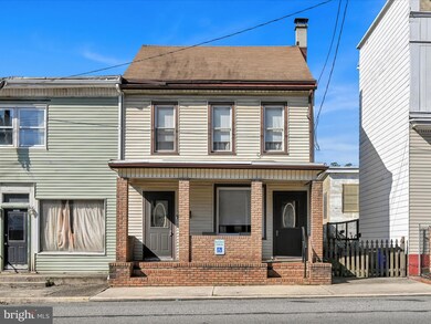 12 S 2nd St, Saint Clair, PA 17970 - photo 2