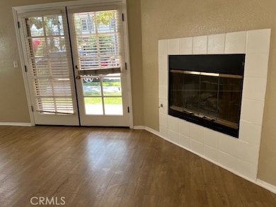 210 210 1/2 NW Glendora, Long Beach, CA 90803 - photo 4