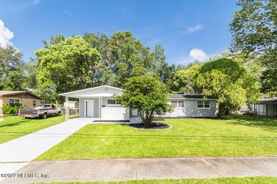 2304 Hugh Edwards Dr, Jacksonville, FL 32210 - photo 6