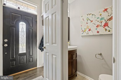 3319 Stone Heather Ct, Herndon, VA 20171 - photo 5