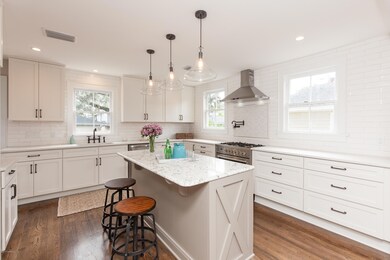 3550 Pine St, Jacksonville, FL 32205 - photo 6