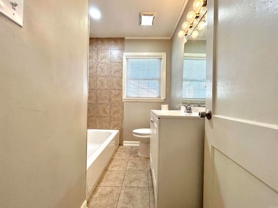 301 W Pine, Benton, AR 72015 - photo 7