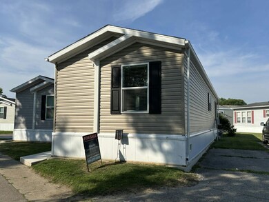 43301 W Morgan Ct unit 201, Harrison Township, MI 48045 - photo 6