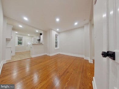 4442 Edgemont St, Philadelphia, PA 19137 - photo 6