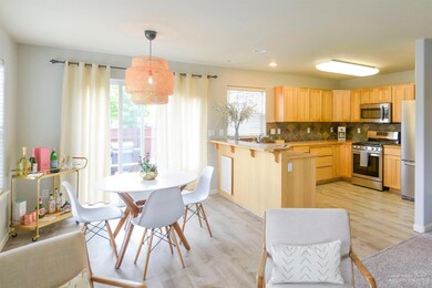 62681 Larkview Rd, Bend, OR 97701 - photo 4