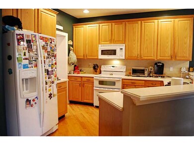 9 Seal Island Rd unit 9, Bristol, RI 02809 - photo 5