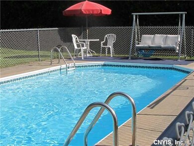 Swimming Pool/Hot Tub/Sauna