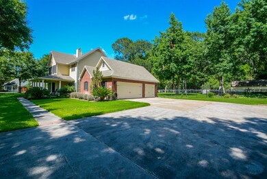 22510 Three Pines Dr, Hockley, TX 77447 - photo 5