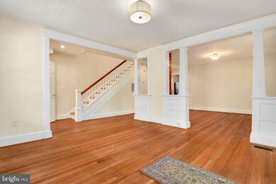 11 W D St, Brunswick, MD 21716 - photo 2