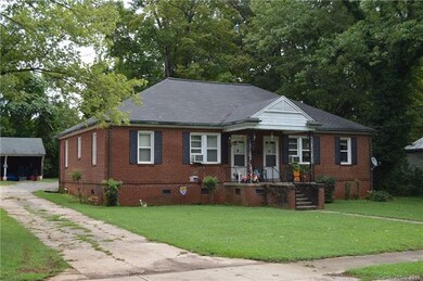 320 N Bost St, Statesville, NC 28677 - photo 2