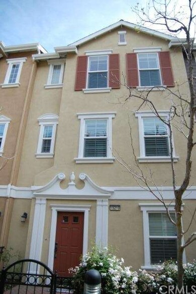Colonial architectural details are reminiscent of 