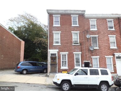 215 E Penn St, Norristown, PA 19401 - photo 2