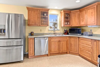 23041 Bronco Ct, Bend, OR 97701 - photo 6