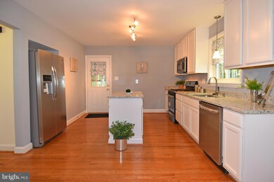 2841 Cleave Dr, Falls Church, VA 22042 - photo 6