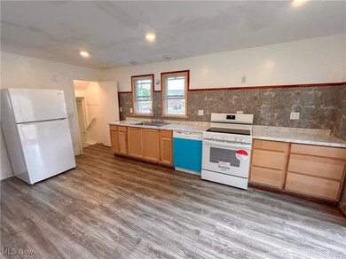 3872 Main St, Mineral Ridge, OH 44440 - photo 4