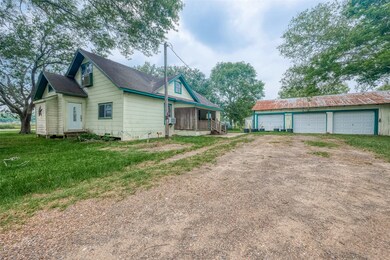 11920 Dannhaus Rd, Needville, TX 77461 - photo 2