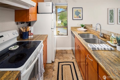 10330 SE 6th St unit A2, Bellevue, WA 98004 - photo 6