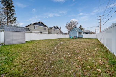 620 9th St W (7)